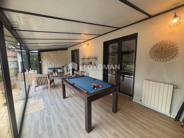 Maison d'exception Type 6/7 avec véranda,terrasse, piscine et terrain de tennis