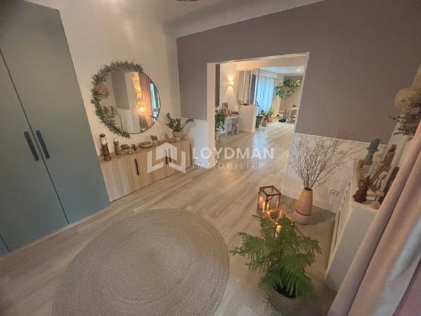 Maison d'exception Type 6/7 avec véranda,terrasse, piscine et terrain de tennis