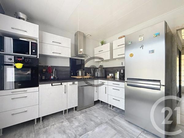 Maison à vendre  4 pièces - 74 m 2   CANNES ECLUSE  - 77