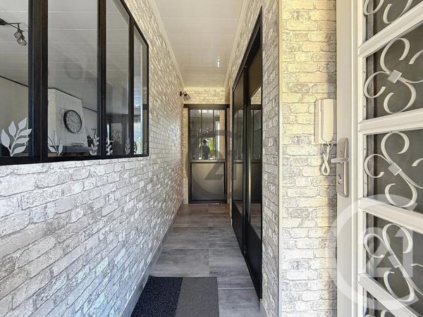 Maison à vendre  4 pièces - 74 m 2   CANNES ECLUSE  - 77