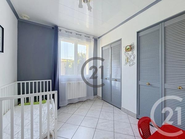 Maison à vendre  4 pièces - 74 m 2   CANNES ECLUSE  - 77