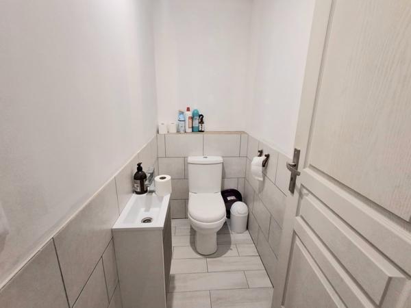 Maison  5 pièce(s)  4 chambre(s)  118.09 m²