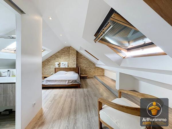 Vente                                                      Maison
                        
                     6 pièces                      124 m2                     à Mandres-les-Roses