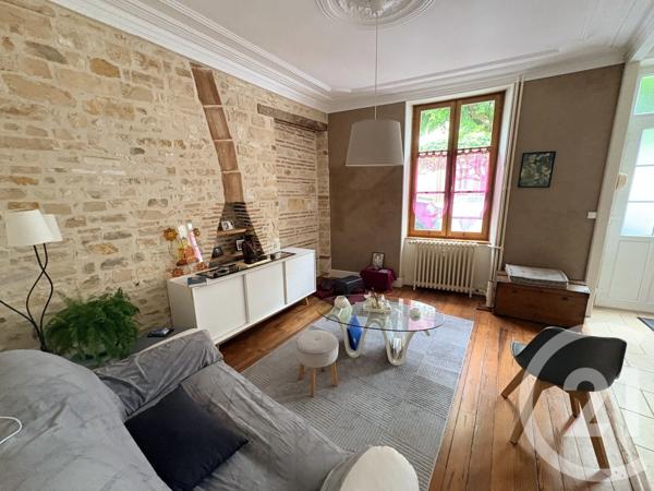 Immeuble à vendre  157,53 m 2   CHATEAUROUX  - 36