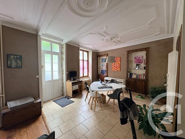 Immeuble à vendre  157,53 m 2   CHATEAUROUX  - 36