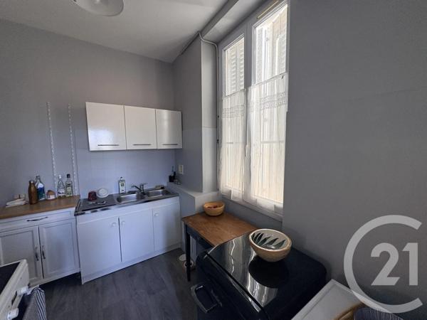 Immeuble à vendre  157,53 m 2   CHATEAUROUX  - 36