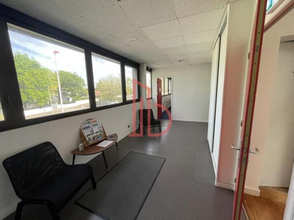 Bureau de 316 m² à louer à Bordeaux Ouest-Merignac
