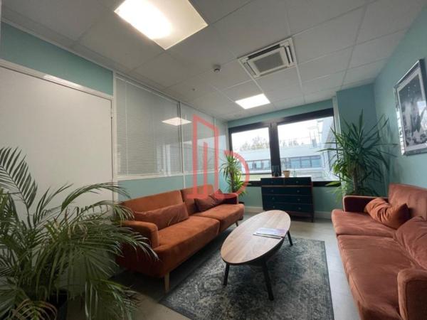 Bureau de 350 m² à louer à Bordeaux Lac - Bruges