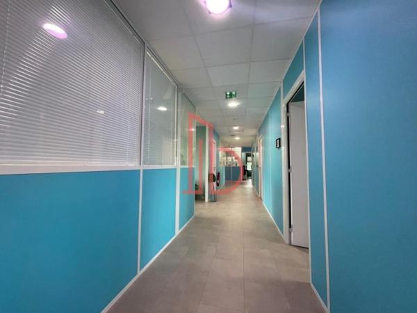 Bureau de 350 m² à louer à Bordeaux Lac - Bruges