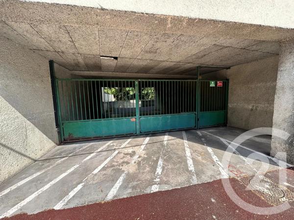 Parking à vendre  12 m 2   ETAMPES  - 91