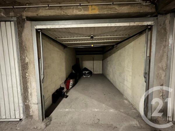 Parking à vendre  12 m 2   ETAMPES  - 91