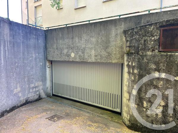 Parking à vendre  12 m 2   ETAMPES  - 91
