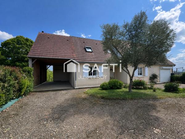 Grande demeure familiale, avec piscine couverte et grand terrain arboré - 72540 Loué