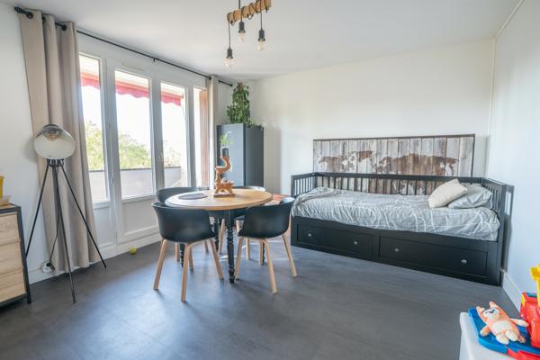 Appartement Appartement coup de coeur rénové avec garage et balcon vue parc - Secteur Talence Bagatelle 63 m²