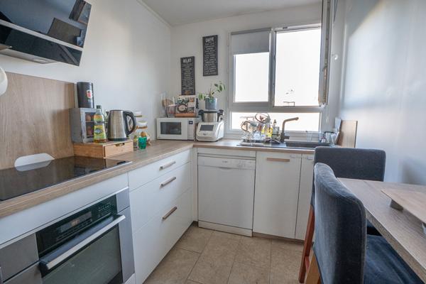 Appartement Appartement coup de coeur rénové avec garage et balcon vue parc - Secteur Talence Bagatelle 63 m²