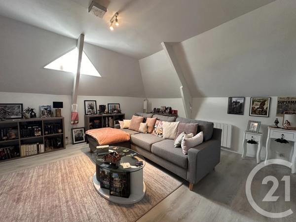 Maison à vendre  8 pièces - 200 m 2   CHATEAUROUX  - 36