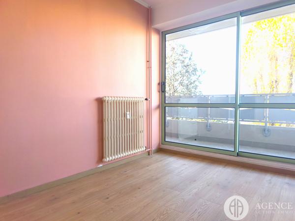 Le Péage-de-Roussillon (38550) À Roussillon, grand appartement à acheter 127000 €