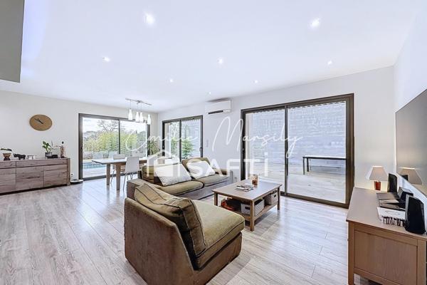 Villa récente avec piscine 106 m² – Montfavet / Agroparc
