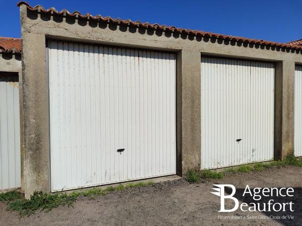 Grand garage à louer sur SAINT GILLES CROIX DE VIE