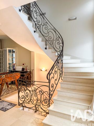Maison à vendre 10 pièces 400 m² Meaux