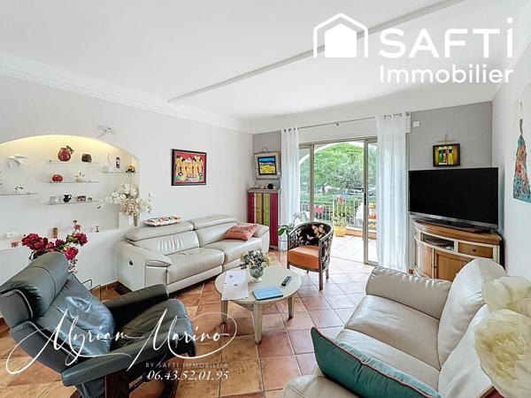 À VENDRE VILLA AVEC’ PISCINE - À 400 M DES PLAGES - SAINT AYGULF (83370)