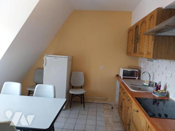 AURILLAC, à vendre, maison d'habitation comprenant, S/S : un grand garage, un atelier, une cave...