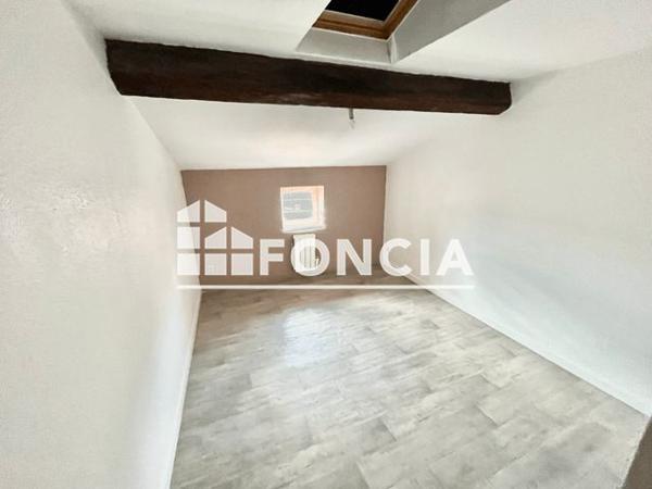 Location Appartement 5 pièces 103 m² - 40 RUE PONT DU GAT Valence 26000