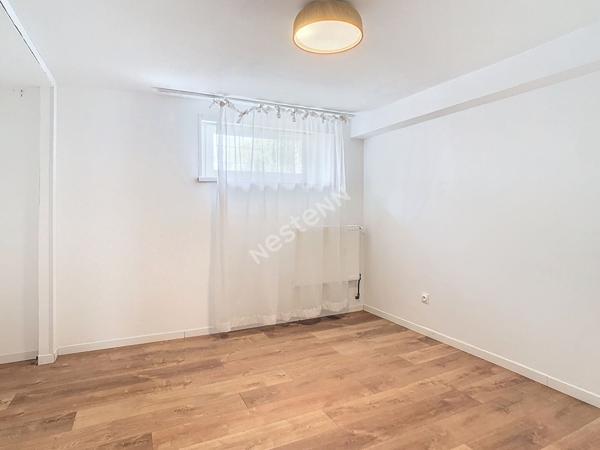 Maison Vallet, centre bourg, à 1min de l'axe Nantes-Cholet, à 5min de la gare du Pallet et à 25min de Nantes