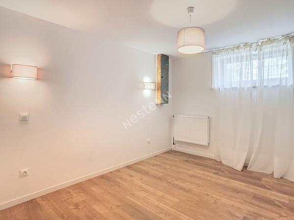 Maison Vallet, centre bourg, à 1min de l'axe Nantes-Cholet, à 5min de la gare du Pallet et à 25min de Nantes