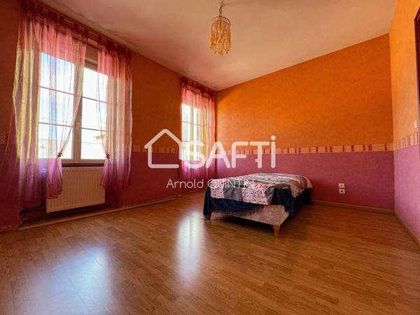 Maison 9 pièces 224m² avec local professionnelle