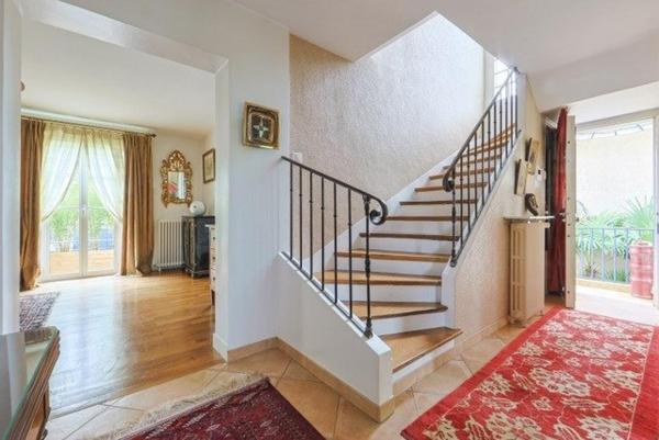 Maison de 4 chambres, jardin et dépendance, en très bon état