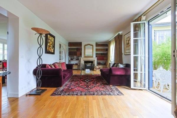 Maison de 4 chambres, jardin et dépendance, en très bon état