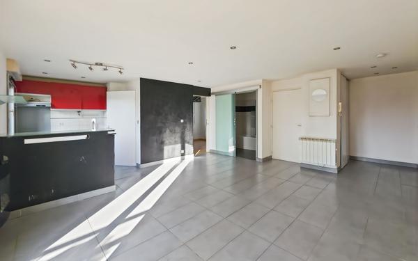 Appartement à vendre    2 pièces • 45,27 m2 Fonbeauzard