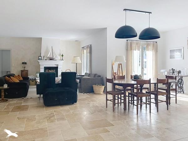 Maison à vendre 458 000 € Libourne 6 p 216 m² DPE