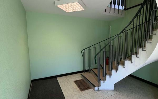 Appartement à vendre    2 pièces • 190 m2 Albert