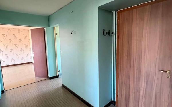 Appartement à vendre    2 pièces • 190 m2 Albert