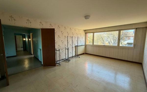 Appartement à vendre    2 pièces • 190 m2 Albert