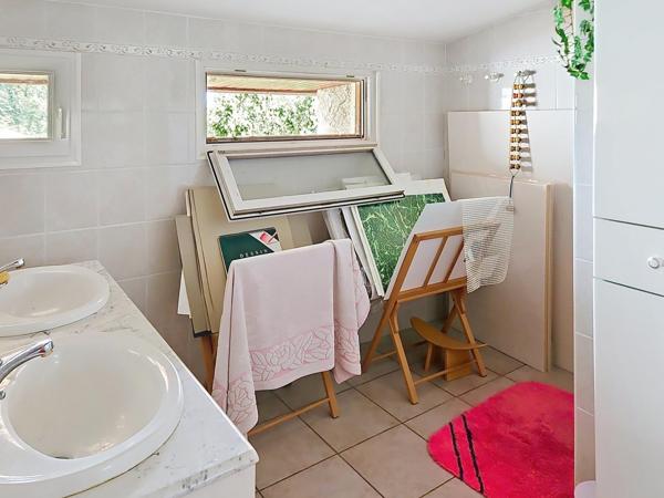 Superbe bâtisse  de 1750 à Champniers (16430)