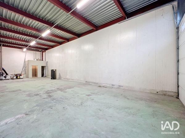 Location local d’activité 100 m² Brie-Comte-Robert