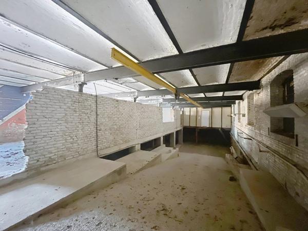 Vente Local industriel 2 pièces 270 m2 à Aulnois-sous-Laon