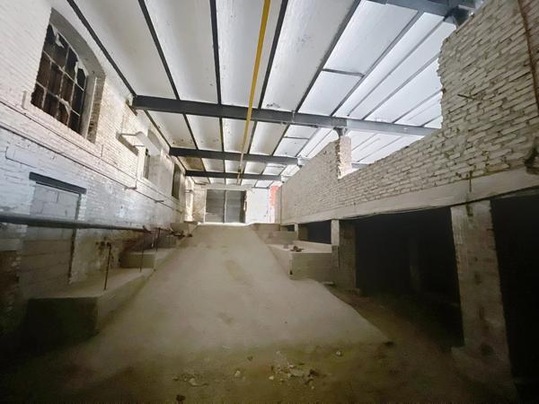 Vente Local industriel 2 pièces 270 m2 à Aulnois-sous-Laon