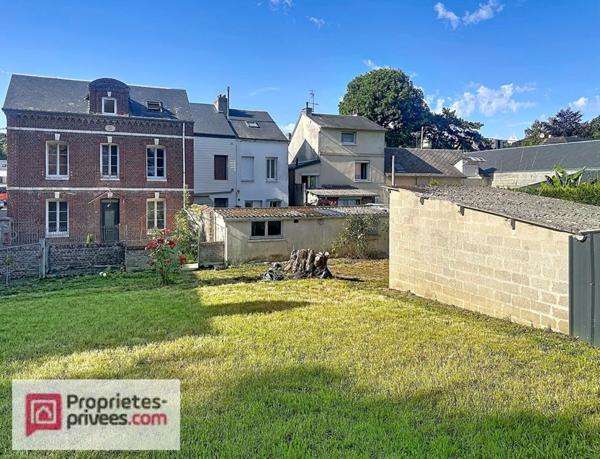 Maison de Maître  rénovée avec jardin de 545 m² et terrain constructible