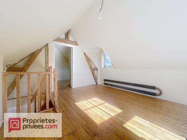 Maison de Maître  rénovée avec jardin de 545 m² et terrain constructible