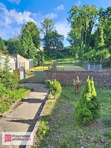Maison de Maître  rénovée avec jardin de 545 m² et terrain constructible