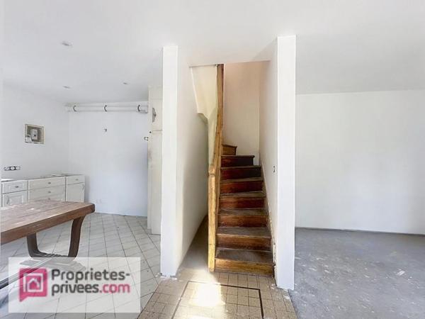 Maison de Maître  rénovée avec jardin de 545 m² et terrain constructible