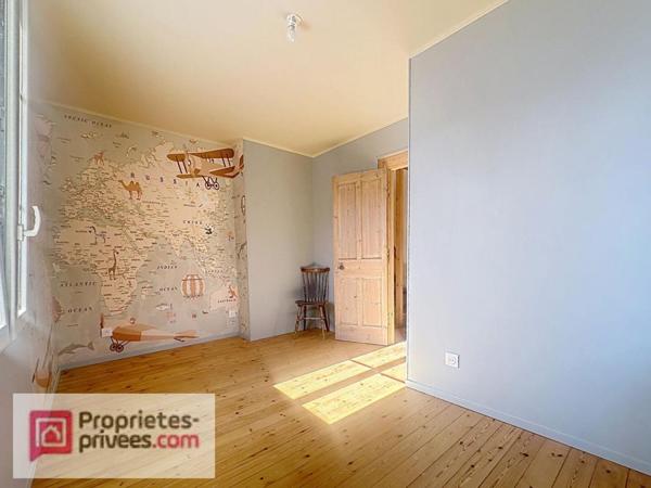 Maison de Maître  rénovée avec jardin de 545 m² et terrain constructible