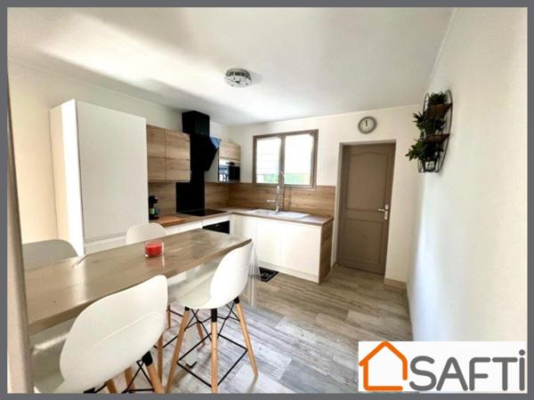 Maison de 123 m2 avec 4 grandes chambres, un garage et une dépendance