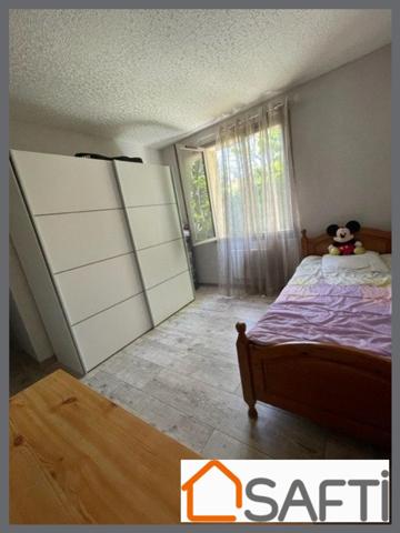 Maison de 123 m2 avec 4 grandes chambres, un garage et une dépendance