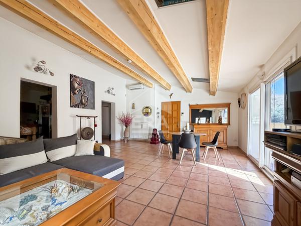 À Vendre - Maison de charme - 146 m² - Marseille 10e