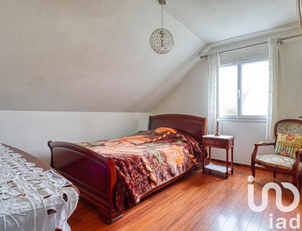 Maison à vendre 5 pièces 76 m² Jouy-le-Moutier